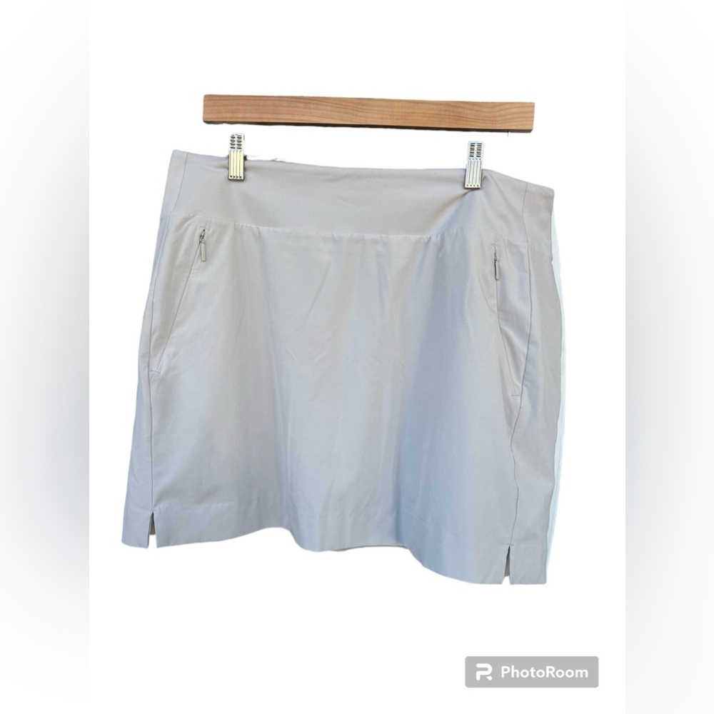 ATHLETA Cream Skort Size 14 100% polyester